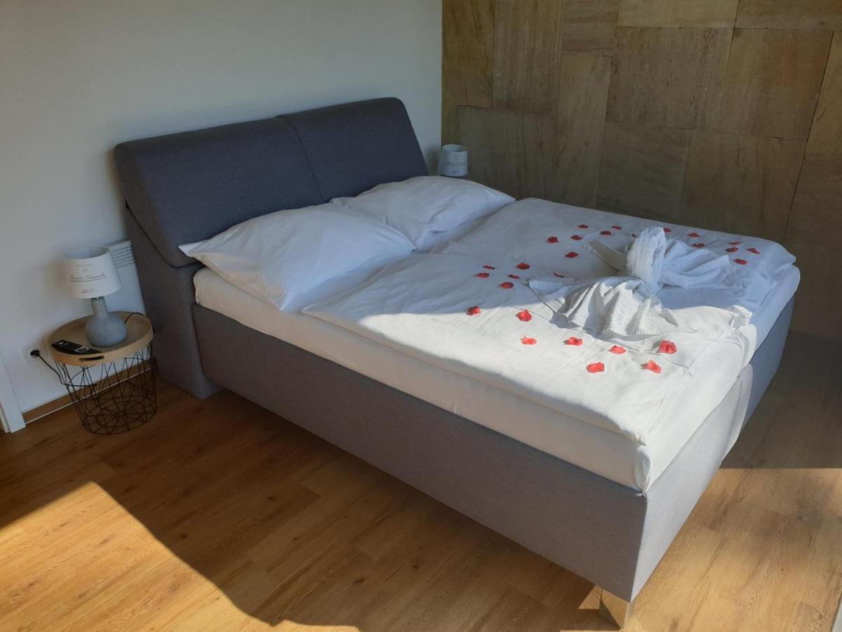 Ea Hotel Kraskov Stary Dvur 外观 照片