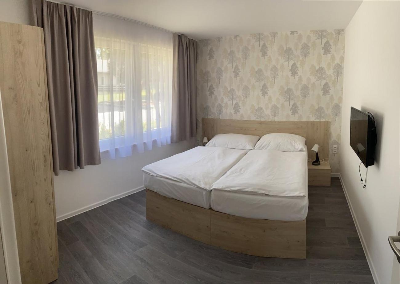 Ea Hotel Kraskov Stary Dvur 外观 照片